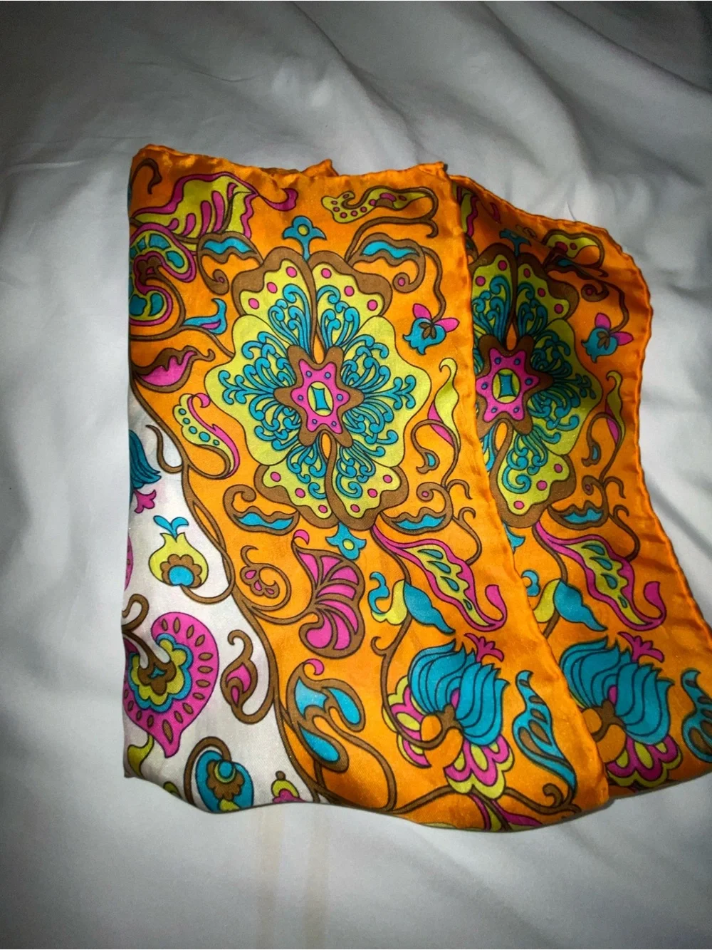 N/A vibrant paisley